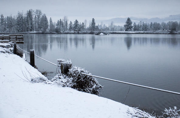 lake snow cc by bonnie_moreland