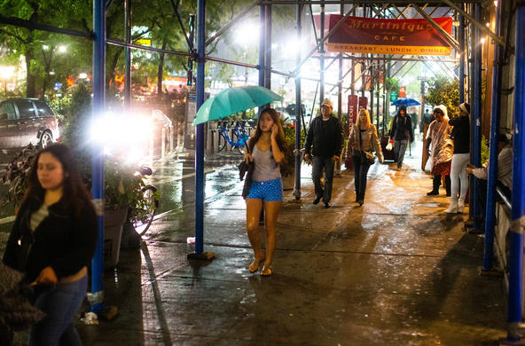 rain in NYC thomas hawk