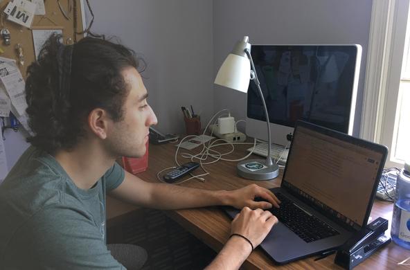 reu_moubarak_workstation