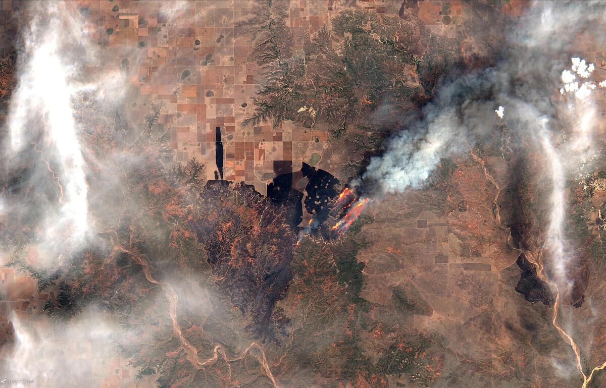 Satellite view of Mallard Fire in Texas